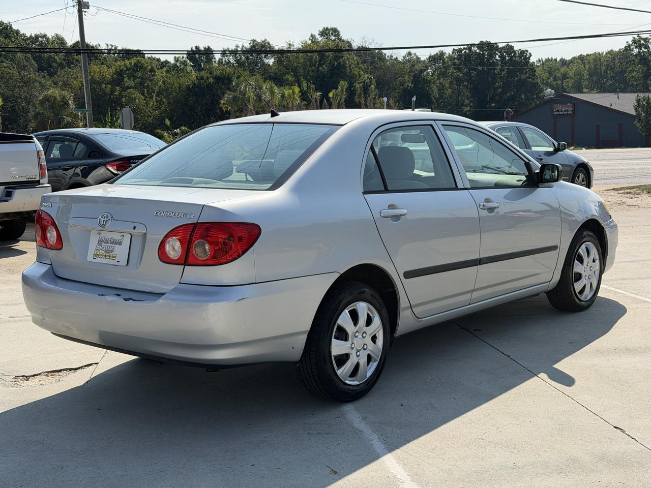 Toyota Corolla CE 2005