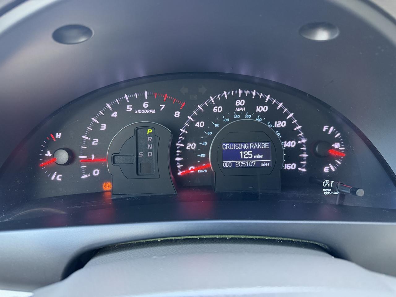 Toyota Camry XLE V6 6-Spd AT 2011