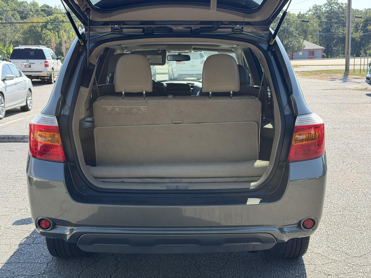 Toyota Highlander Limited AWD 2010