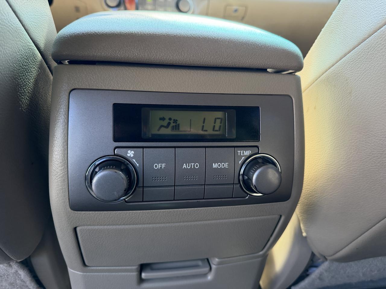 Toyota Highlander Limited AWD 2010
