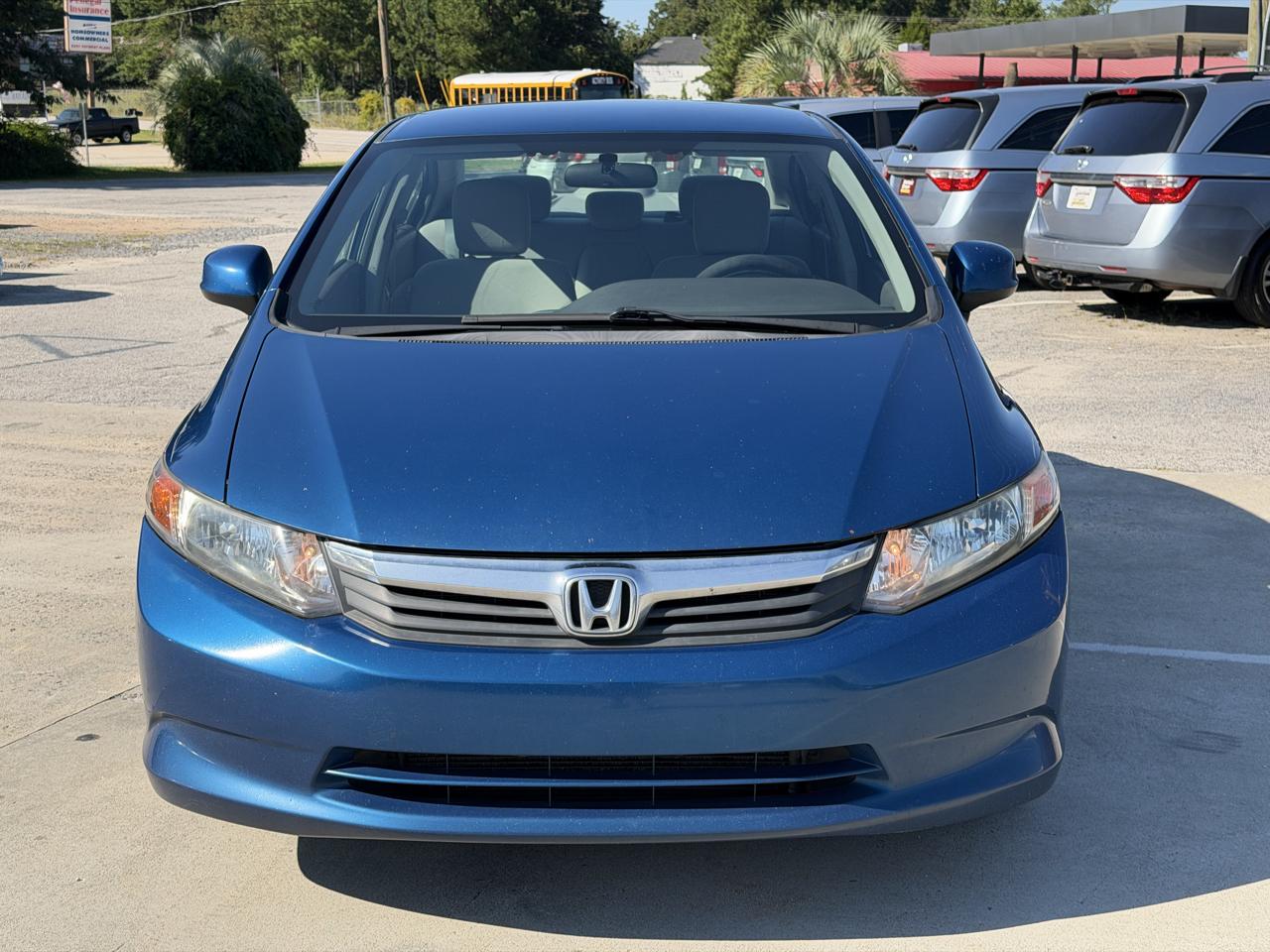 Honda Civic LX Sedan 5-Speed AT 2012