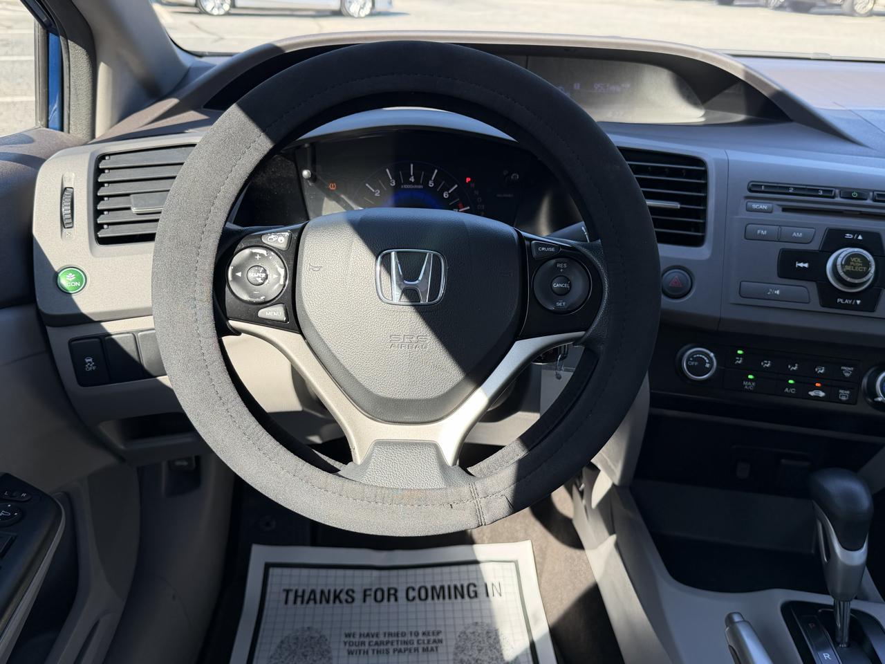 Honda Civic LX Sedan 5-Speed AT 2012