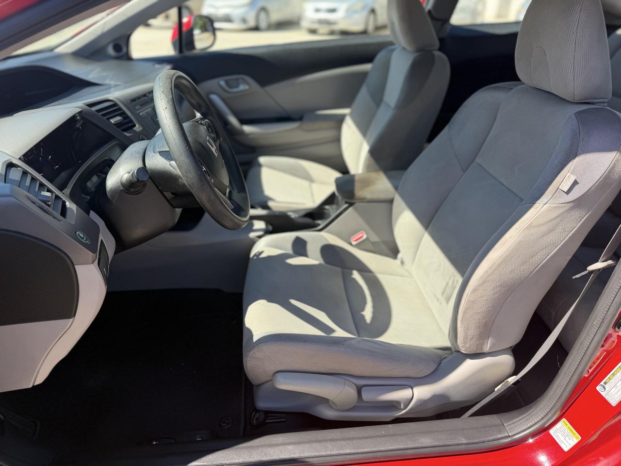 Honda Civic LX Coupe 5-Speed AT 2012