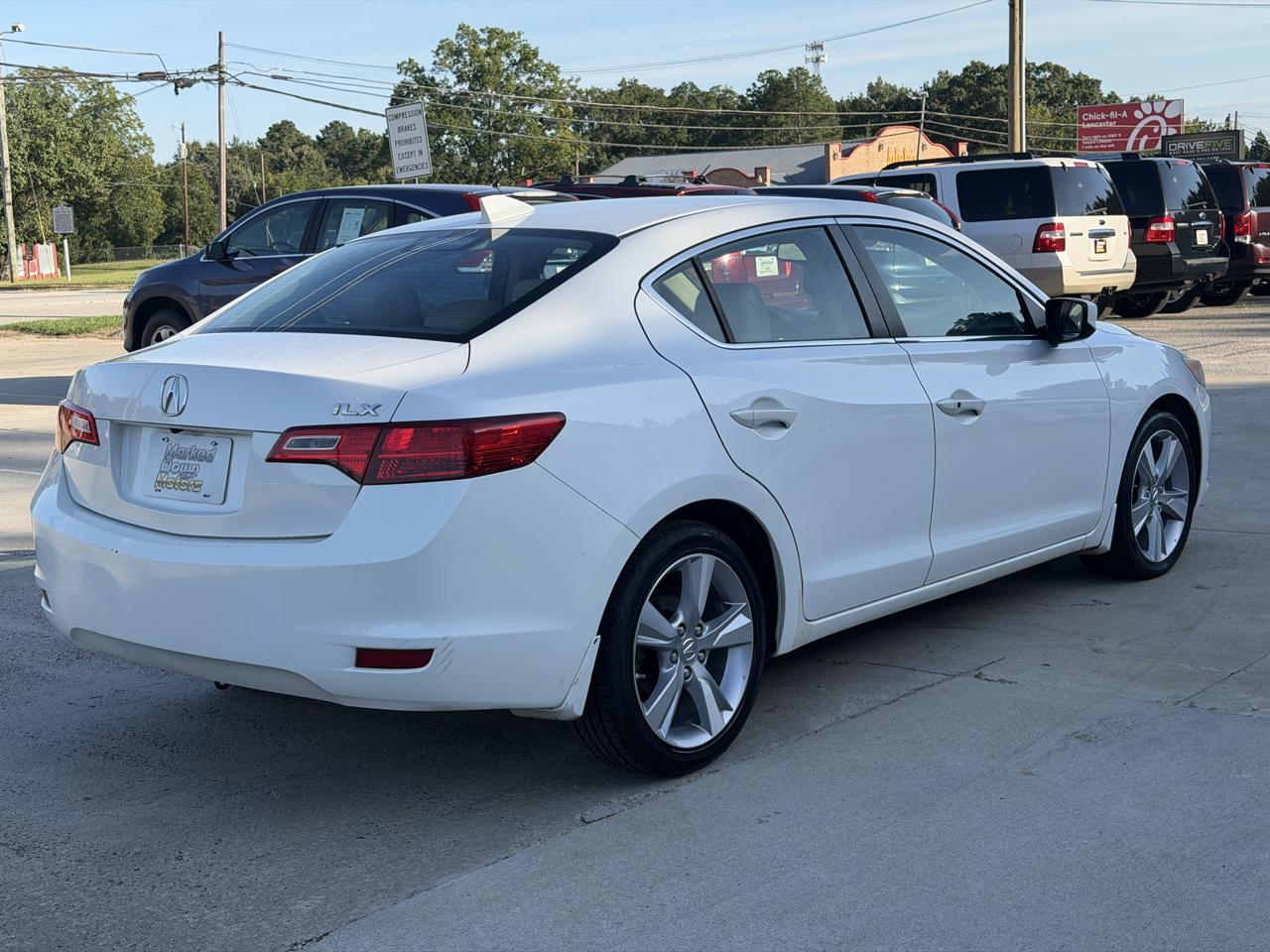 Acura ILX 5-Spd AT w/ Technology Package 2013