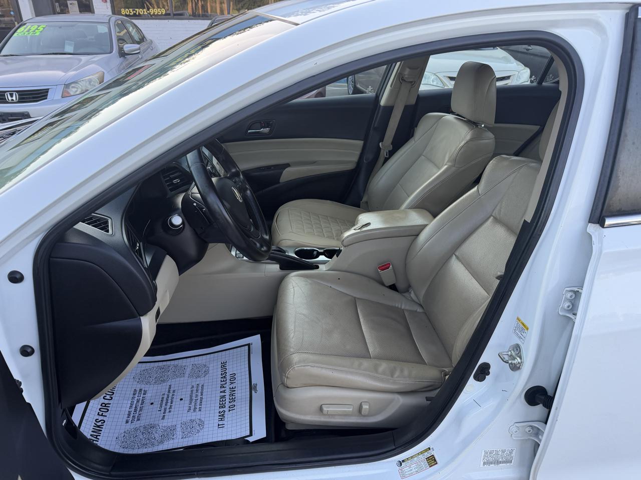 Acura ILX 5-Spd AT w/ Technology Package 2013