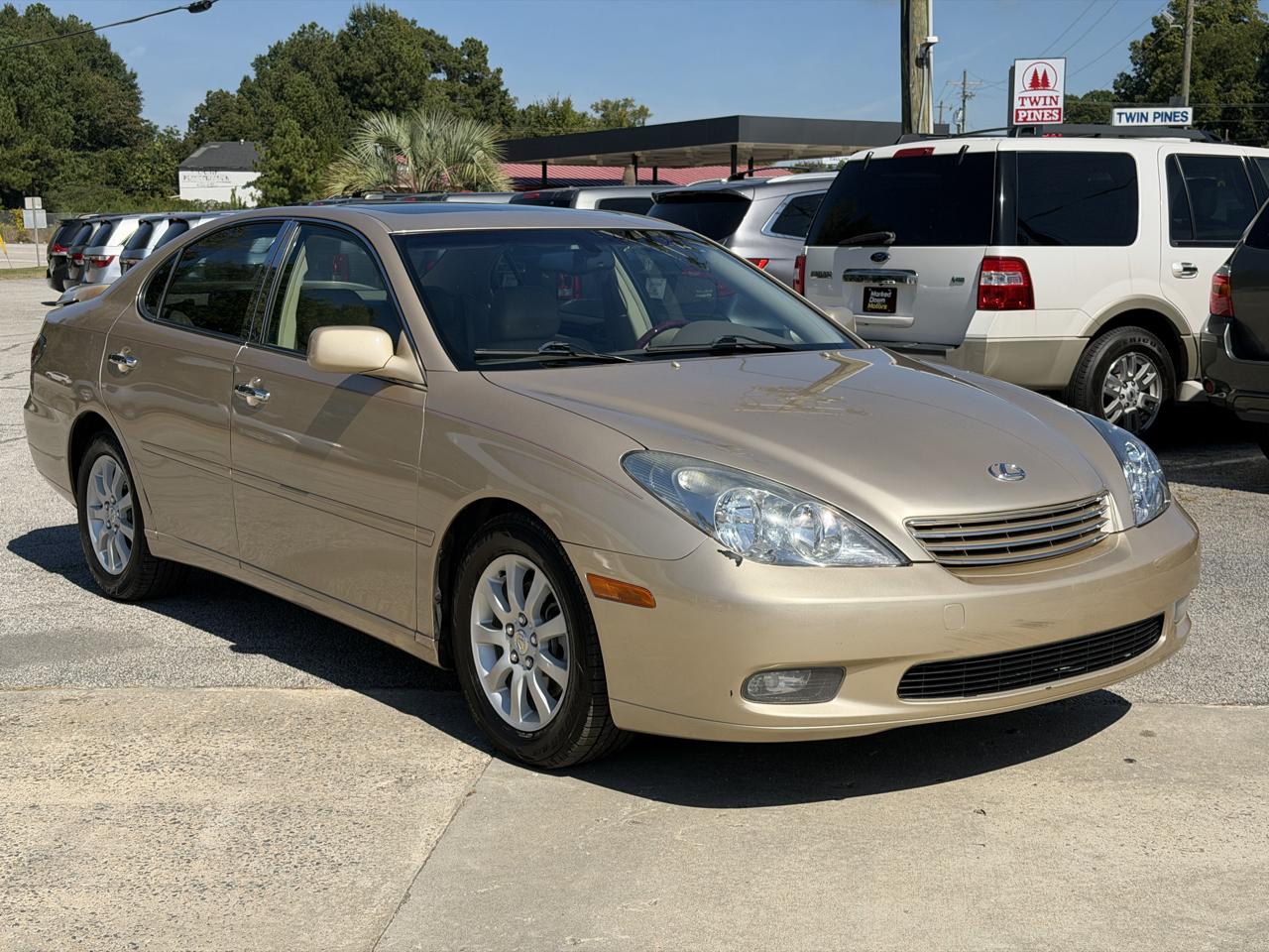 2004 Lexus ES 330 Sedan