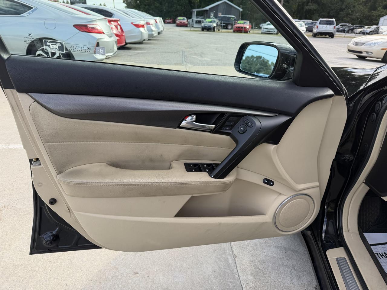 Acura TL 6-Speed AT 2012
