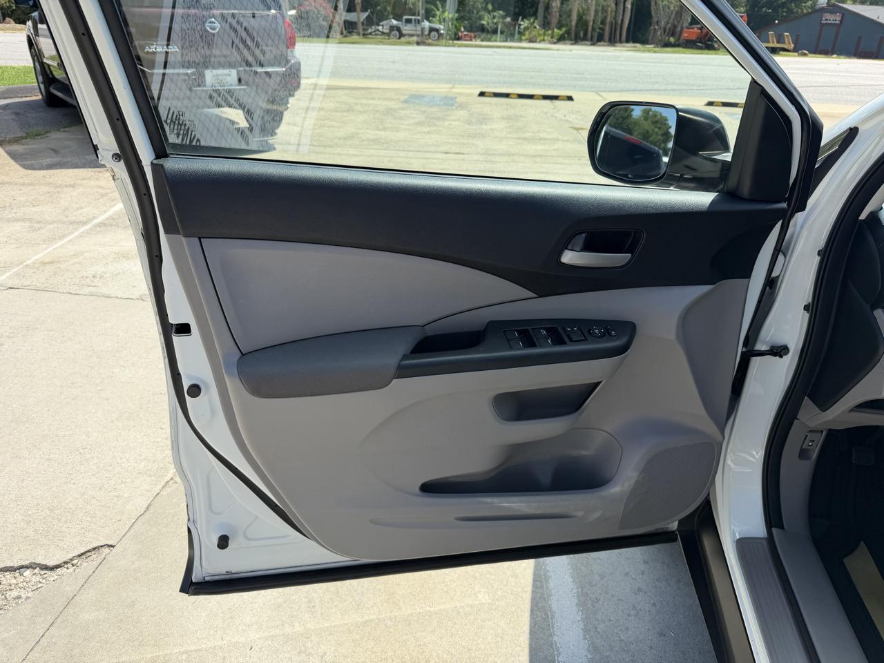 Honda CR-V LX 2WD 5-Speed AT 2014