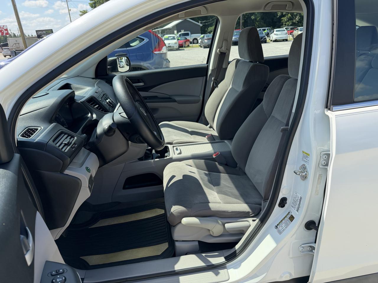 Honda CR-V LX 2WD 5-Speed AT 2014