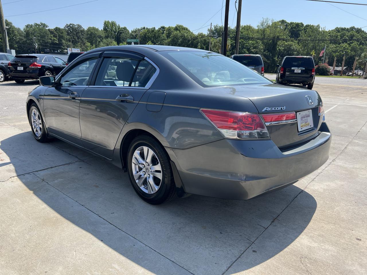 Honda Accord LX-P Sedan AT 2012