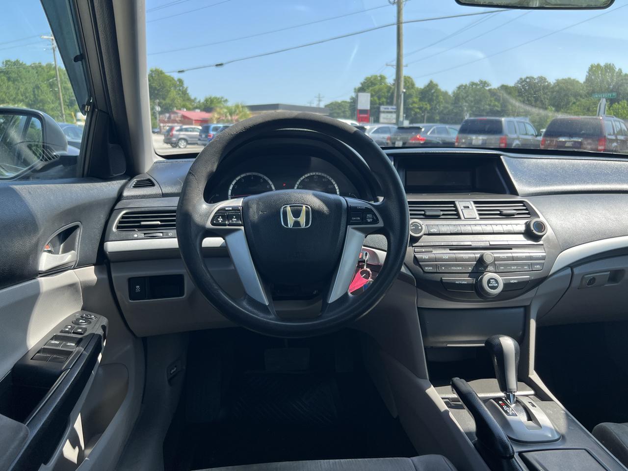 Honda Accord LX-P Sedan AT 2012