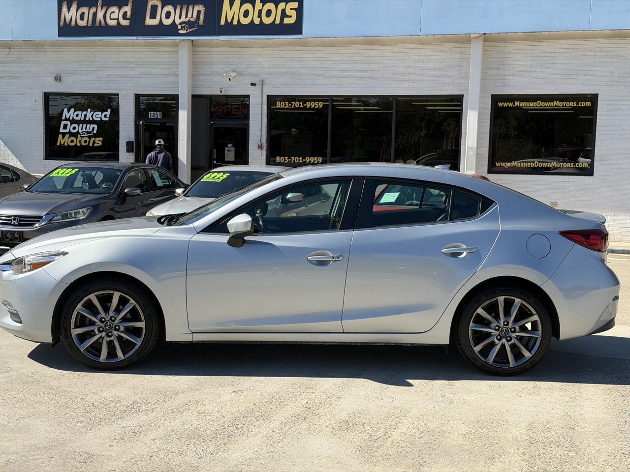 Mazda MAZDA3 s Touring AT 4-Door 2018