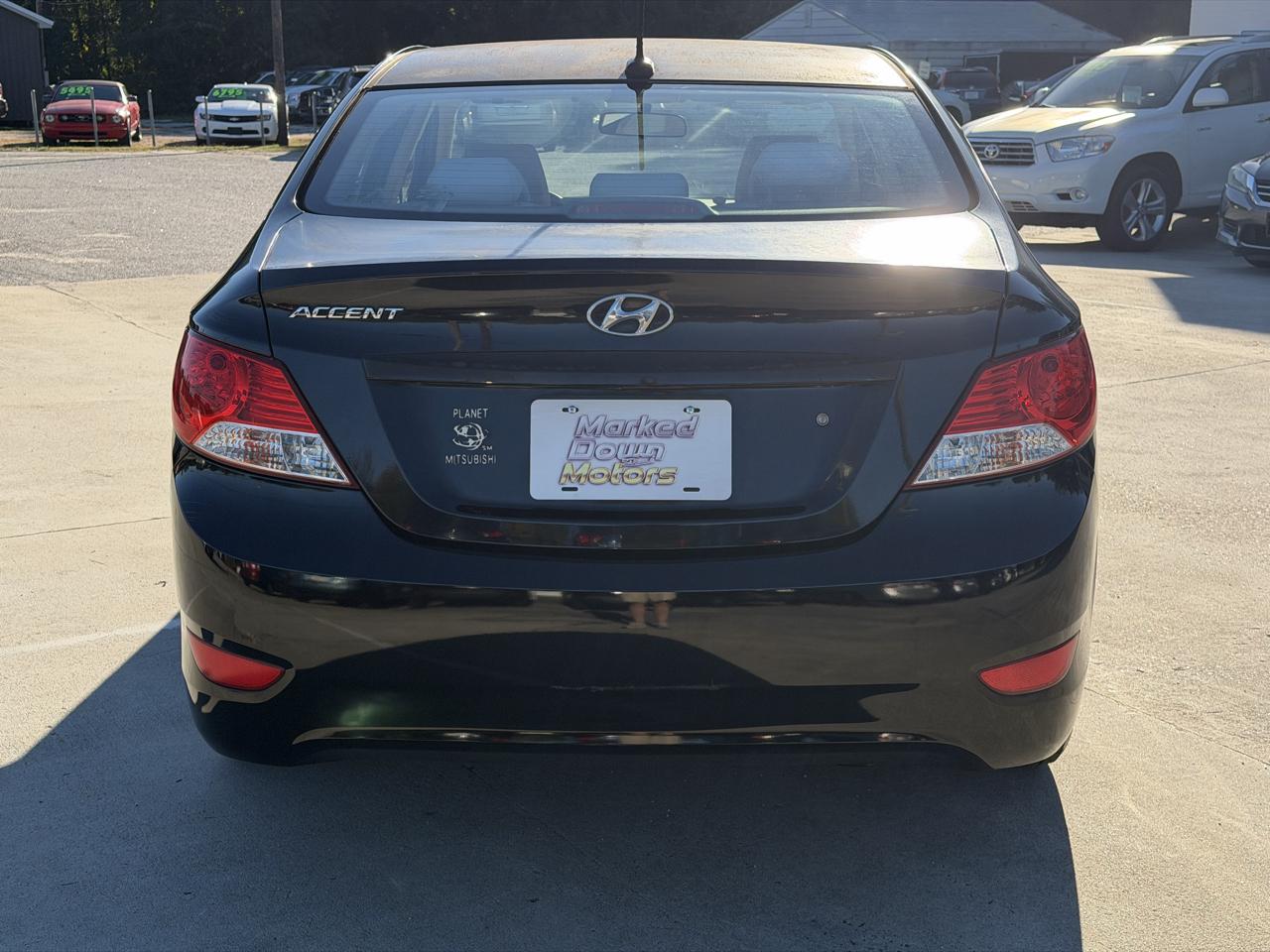 Hyundai Accent GLS 4-Door 2013