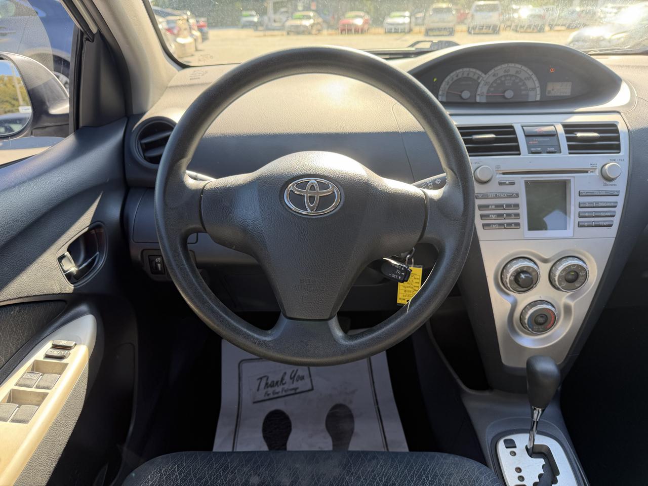 Toyota Yaris Sedan 2008