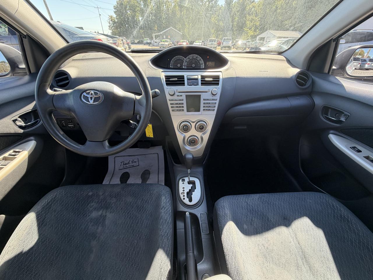 Toyota Yaris Sedan 2008