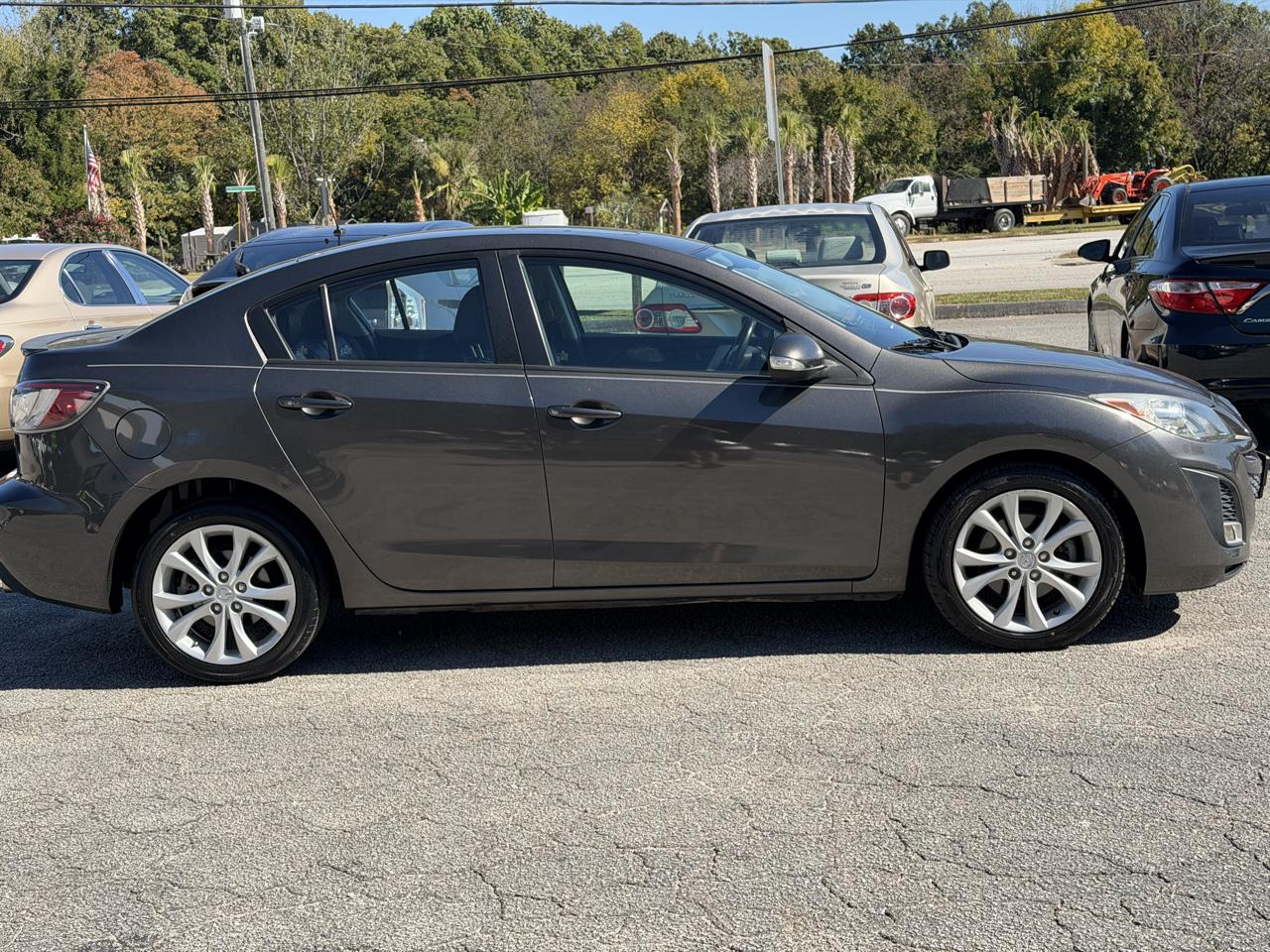 Mazda MAZDA3 s Grand Touring 4-Door 2010