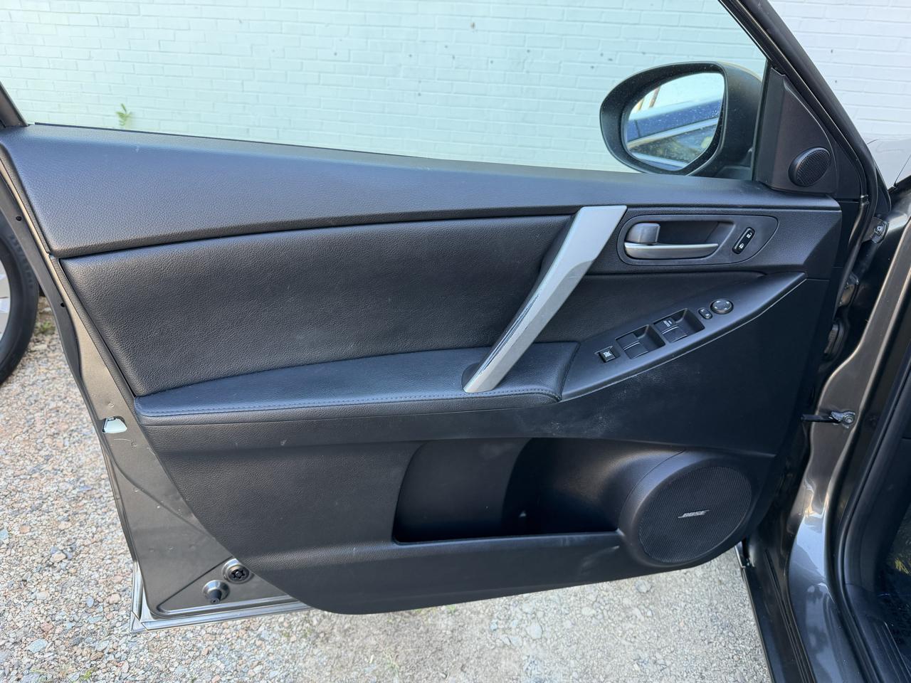 Mazda MAZDA3 s Grand Touring 4-Door 2010
