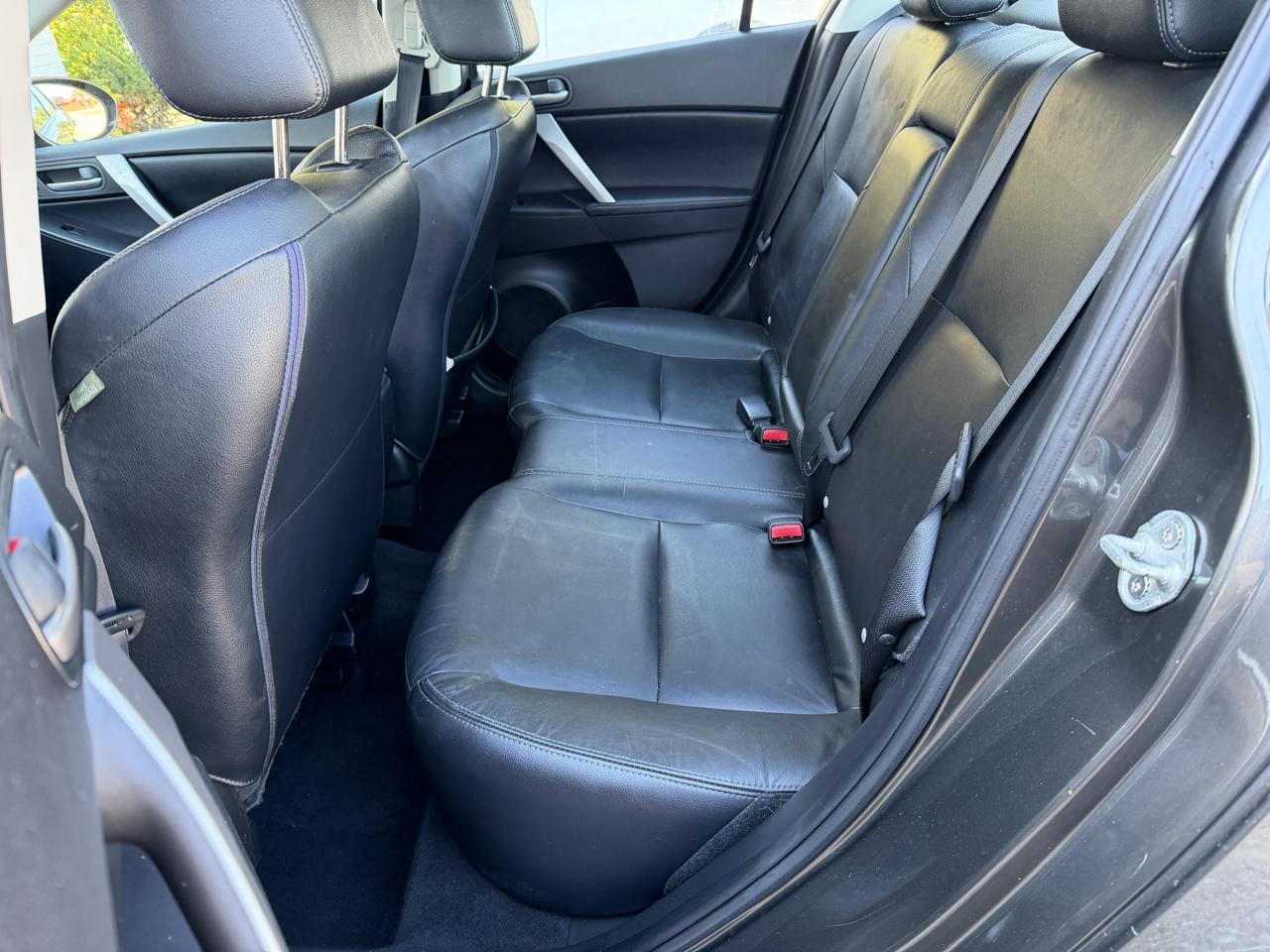 Mazda MAZDA3 s Grand Touring 4-Door 2010