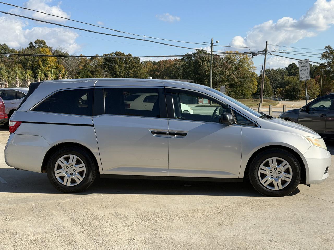 Honda Odyssey LX 2011