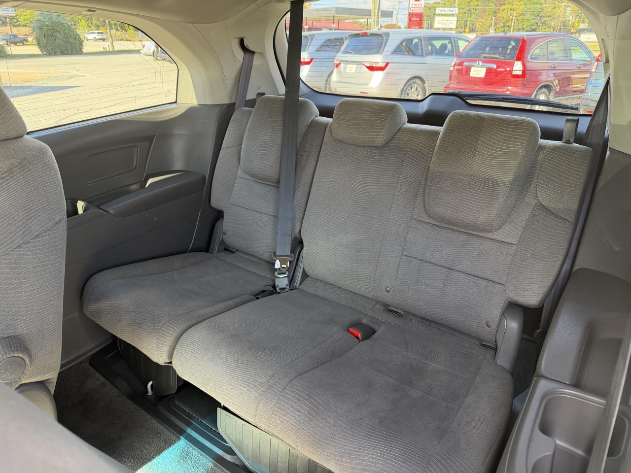 Honda Odyssey LX 2011