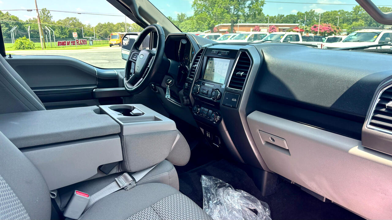 Ford F-150 XLT SuperCrew Short Bed 4WD 2016 Ford F-150 XLT SuperCrew Short Bed 4WD 2016