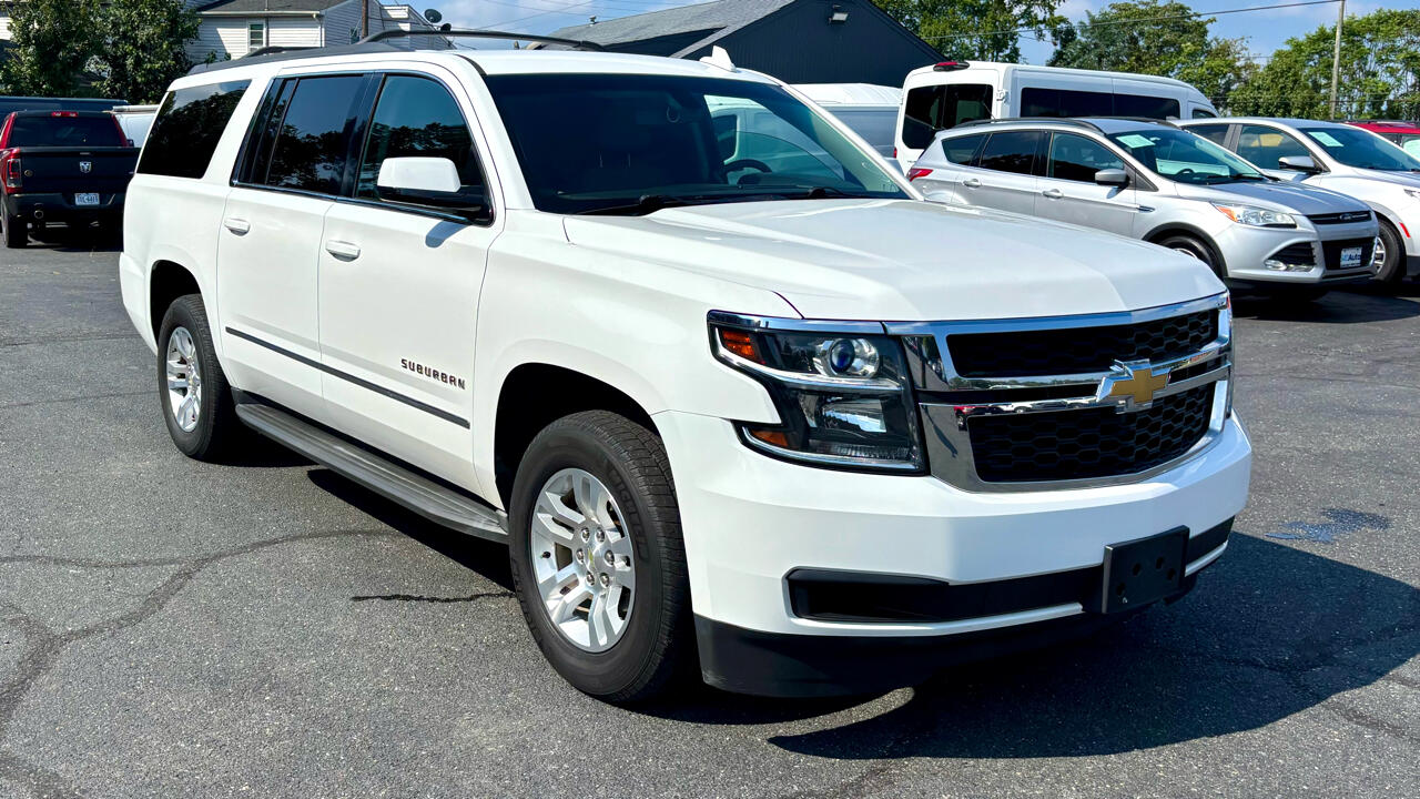Chevrolet Suburban 2WD 4dr LS 2015 Chevrolet Suburban 2WD 4dr LS 2015