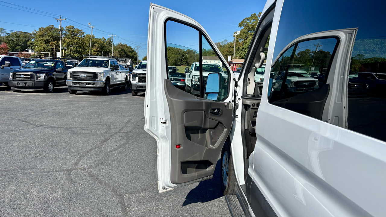 Ford Transit Passenger Wagon  2021 Ford Transit Passenger Wagon  2021