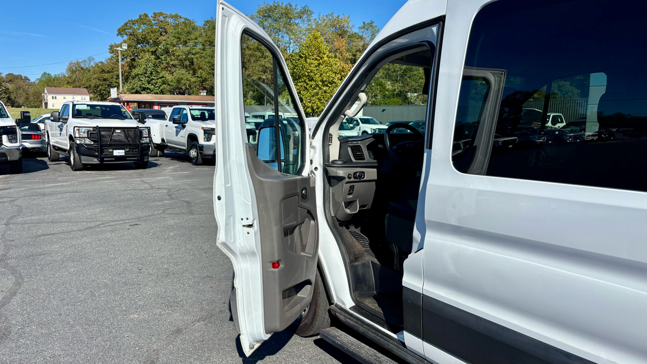 Ford Transit Passenger Wagon  2021 Ford Transit Passenger Wagon  2021