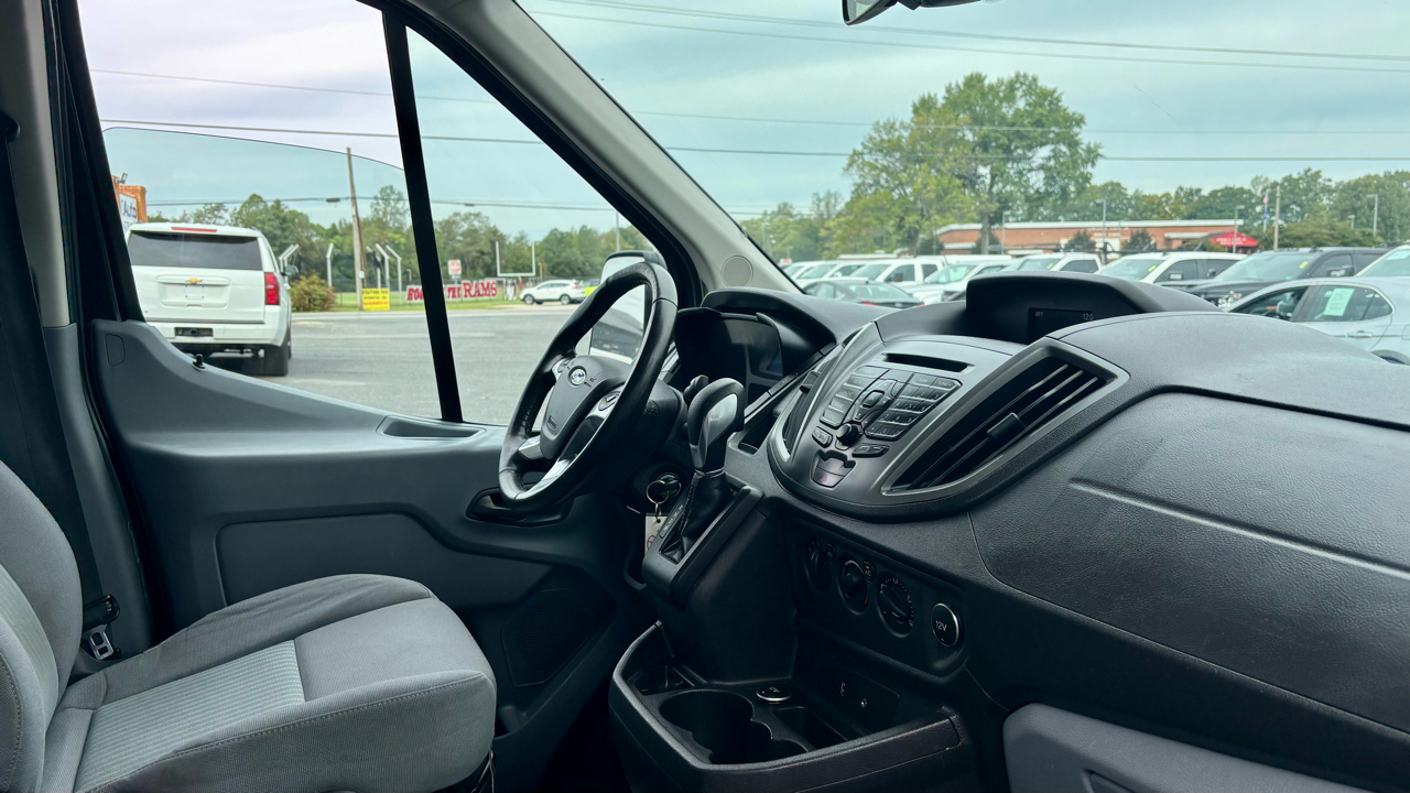 Ford Transit Passenger Wagon  2016 Ford Transit Passenger Wagon  2016