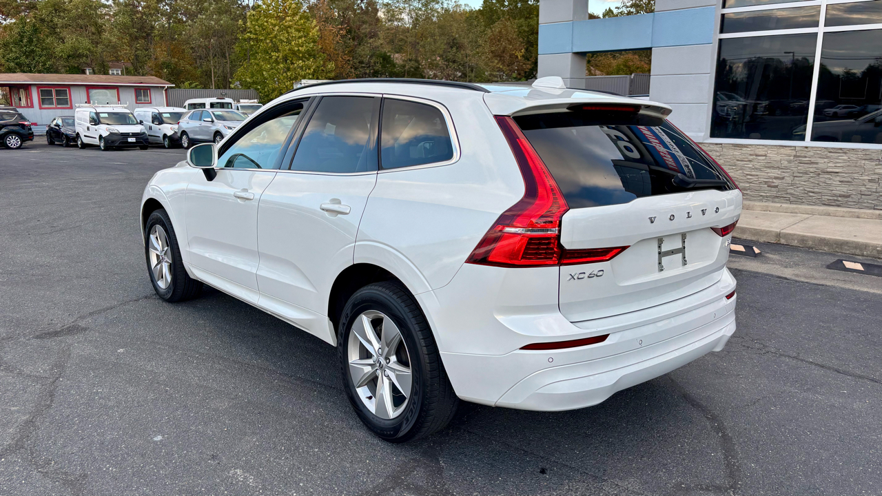 Volvo XC60 B5 AWD Momentum 2022 Volvo XC60 B5 AWD Momentum 2022