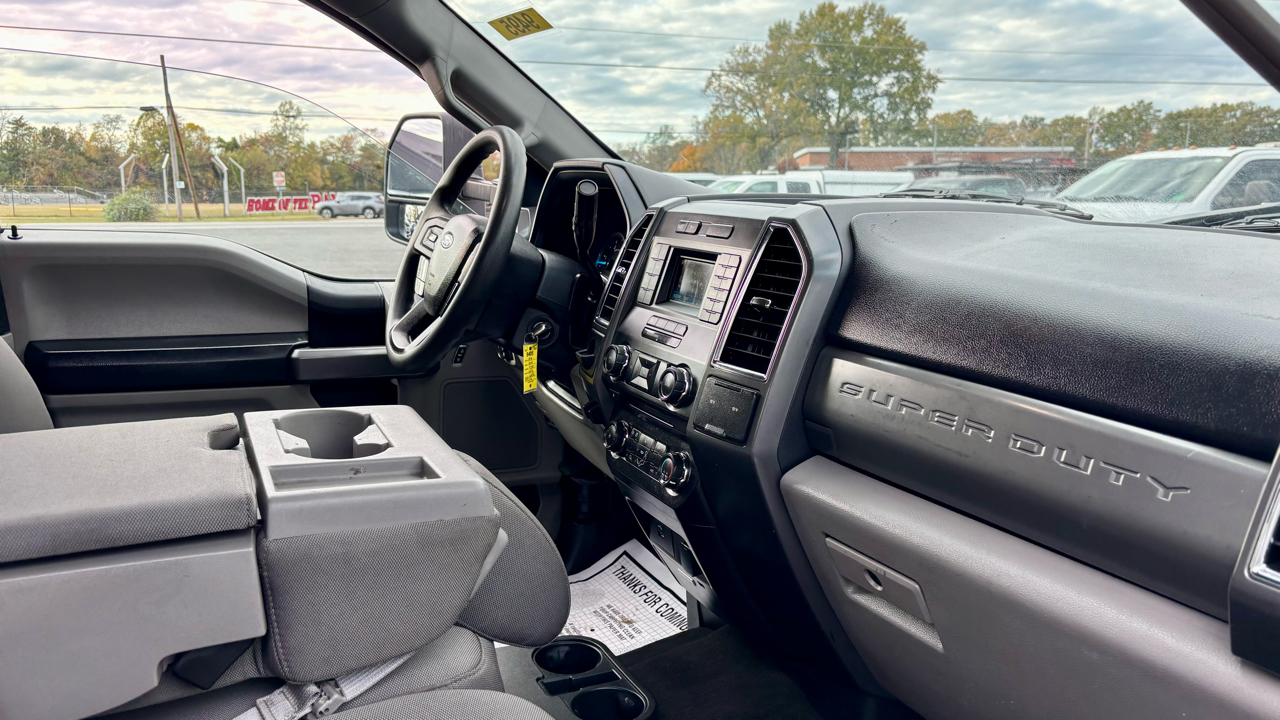 Ford Super Duty F-350 DRW  2018 Ford Super Duty F-350 DRW  2018