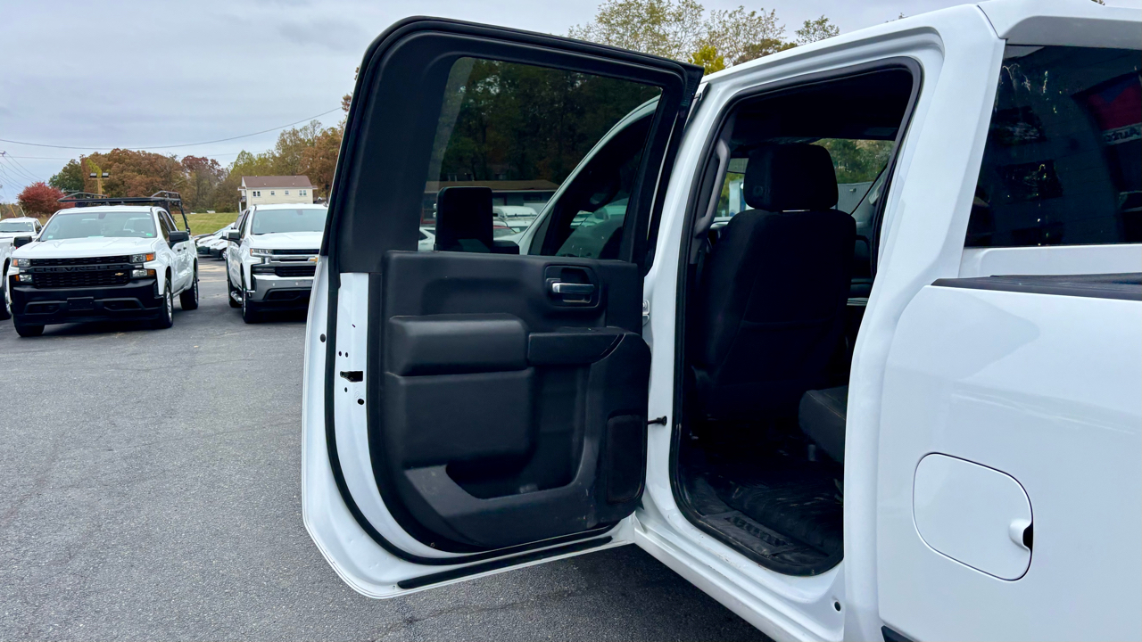 Chevrolet Silverado 2500HD 4WD Crew Cab 172" Work Truck 2024 Chevrolet Silverado 2500HD 4WD Crew Cab 172" Work Truck 2024