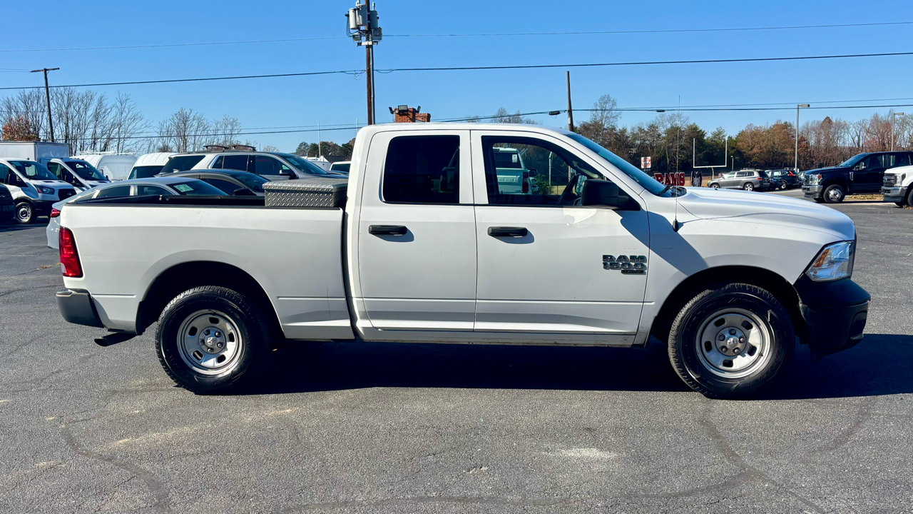RAM 1500 Classic Tradesman 4x2 Quad Cab 6'4" Box 2020