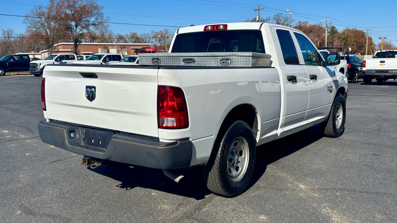 RAM 1500 Classic Tradesman 4x2 Quad Cab 6'4" Box 2020