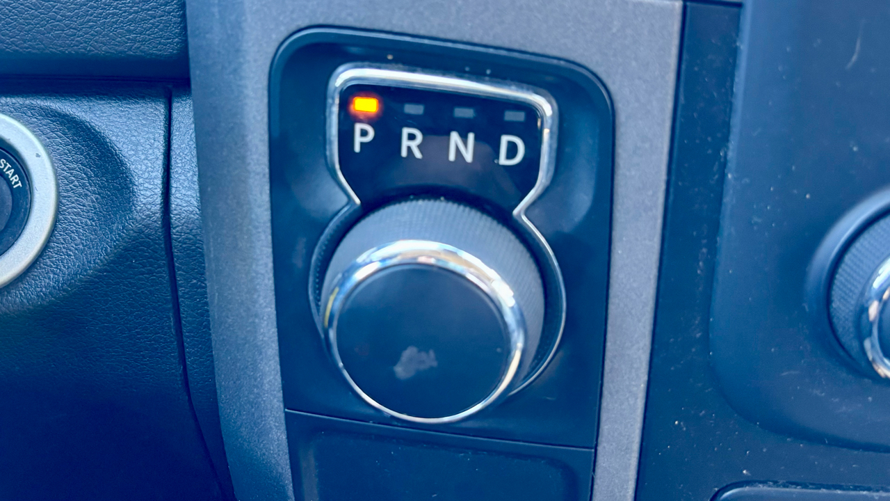 RAM 1500 Classic Tradesman 4x2 Quad Cab 6'4" Box 2020