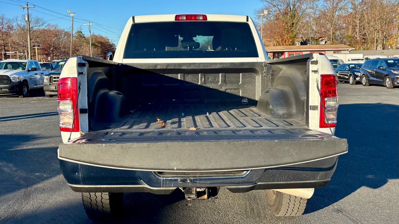 RAM 2500 Big Horn 4x4 Crew Cab 6'4" Box 2022