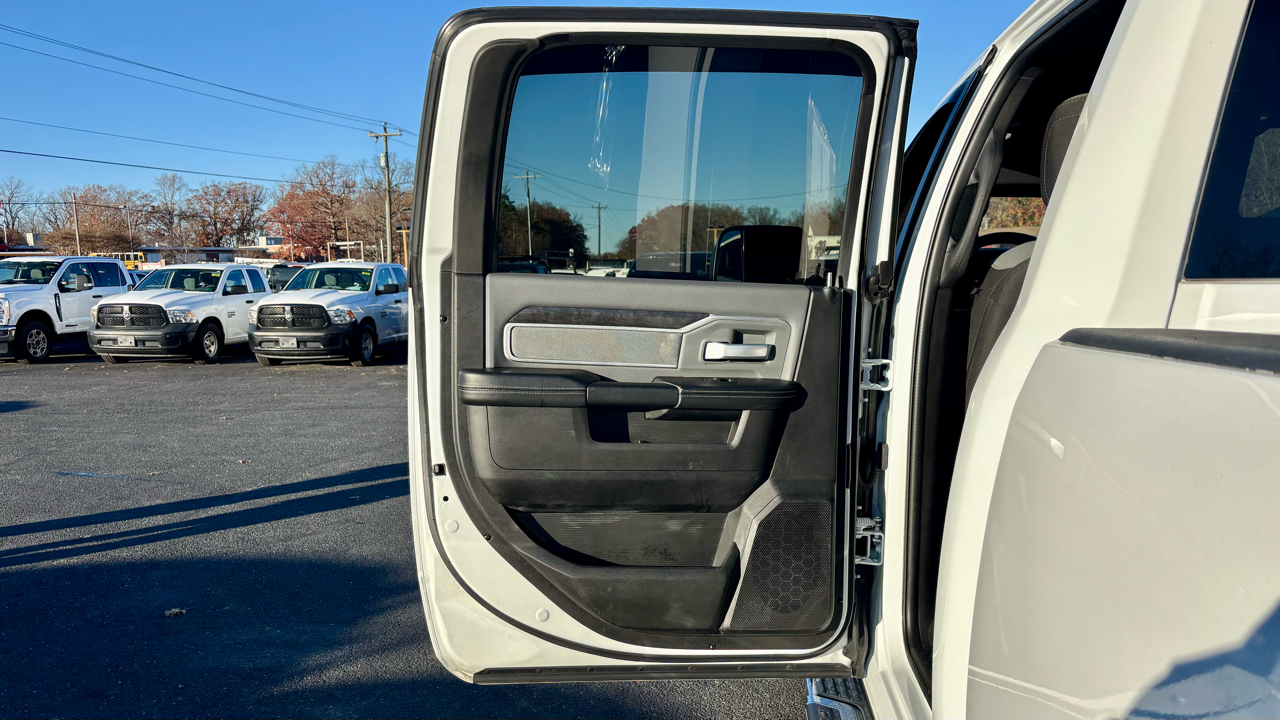 RAM 2500 Big Horn 4x4 Crew Cab 6'4" Box 2022