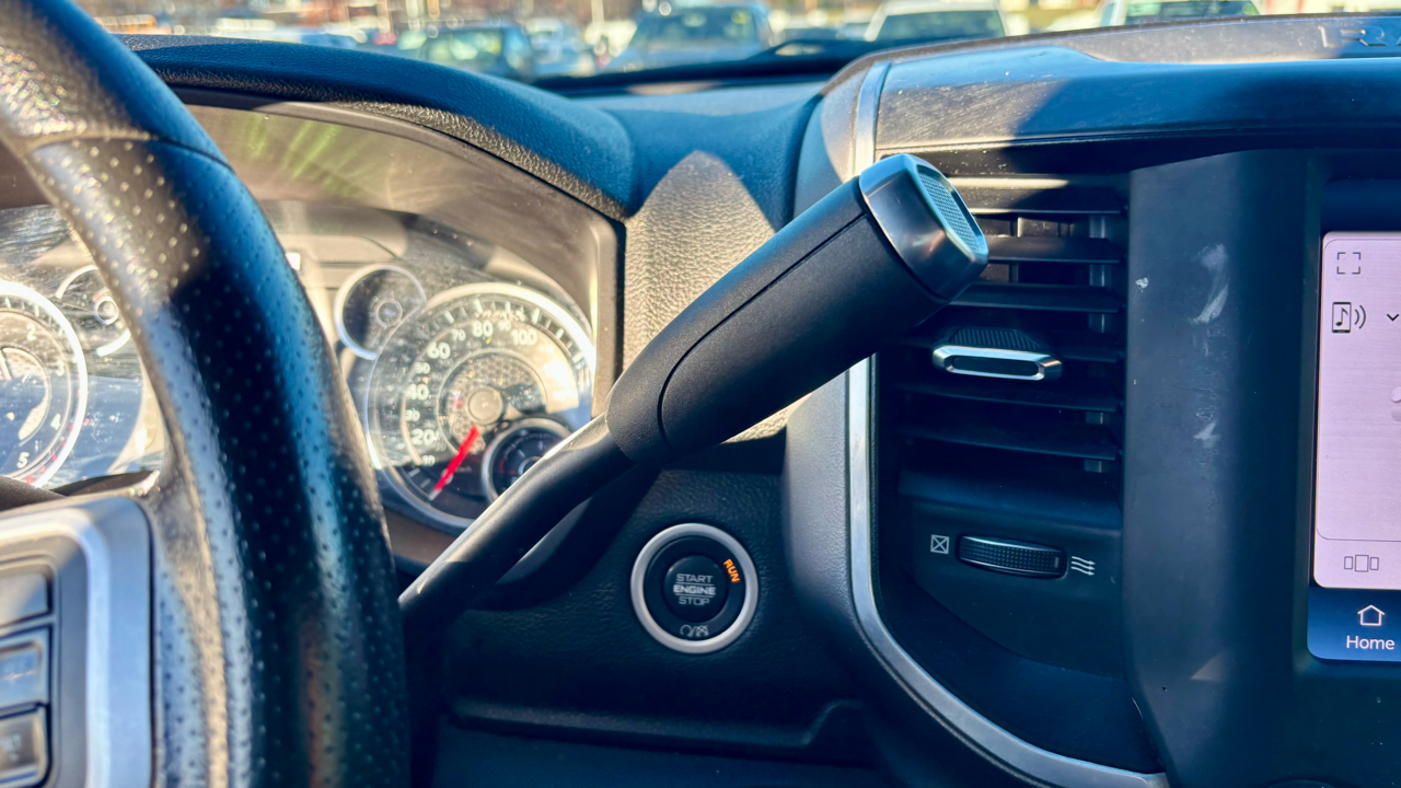 RAM 2500 Big Horn 4x4 Crew Cab 6'4" Box 2022