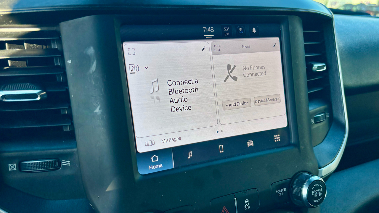 RAM 2500 Big Horn 4x4 Crew Cab 6'4" Box 2022