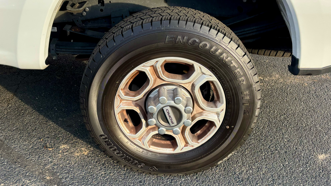 Ford Super Duty F-350 SRW  2025