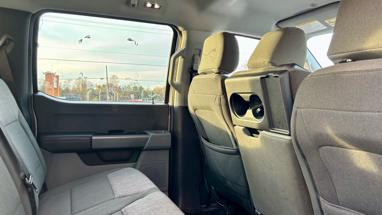 Ford Super Duty F-350 SRW  2025