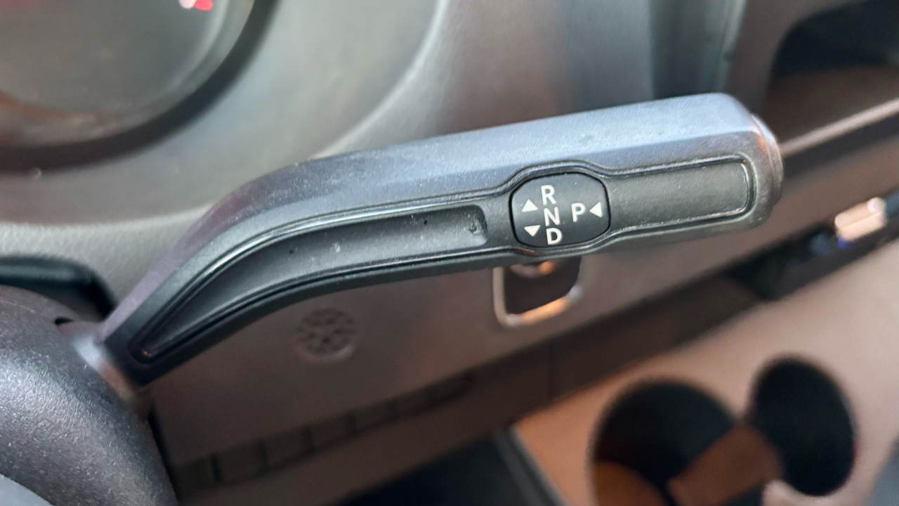 Mercedes-Benz Sprinter Cargo Van 2500 High Roof I4 Gas 170" RWD 2021