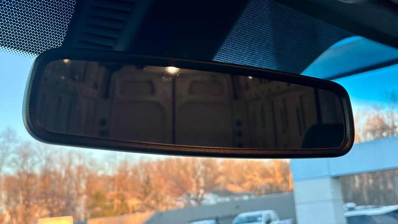 Mercedes-Benz Sprinter Cargo Van 2500 High Roof I4 Gas 170" RWD 2021