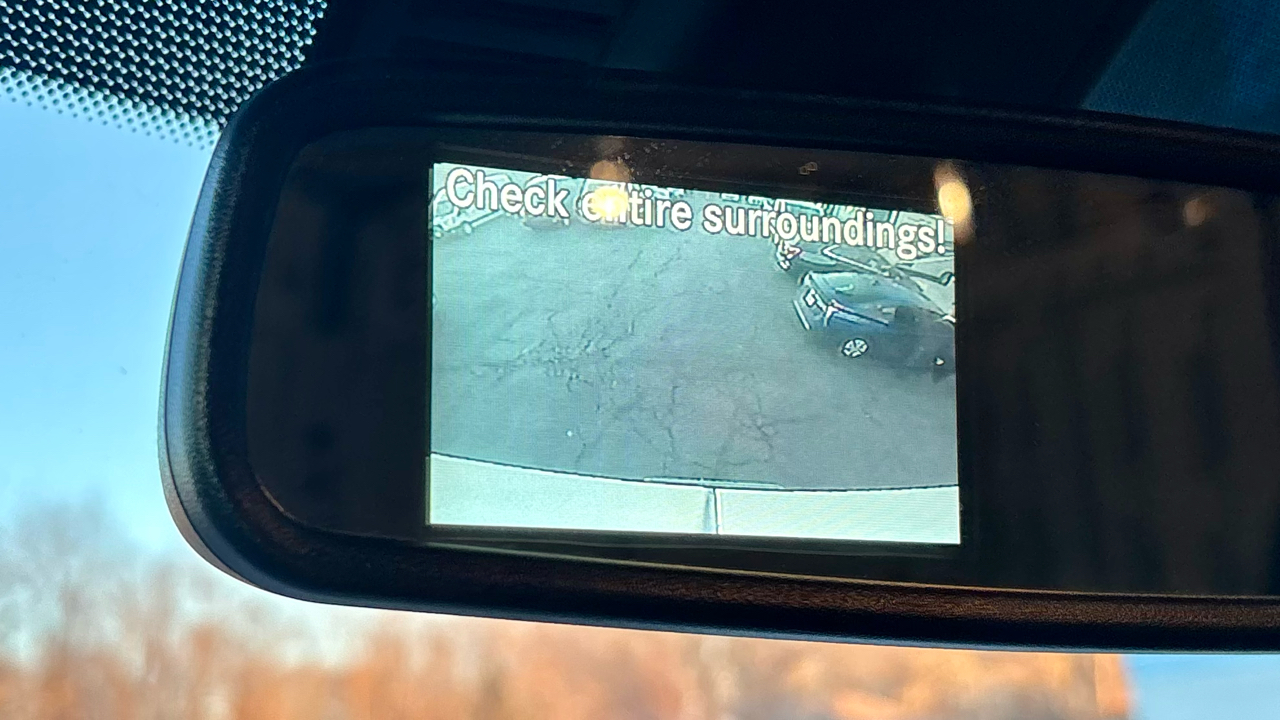 Mercedes-Benz Sprinter Cargo Van 2500 High Roof I4 Gas 170" RWD 2021