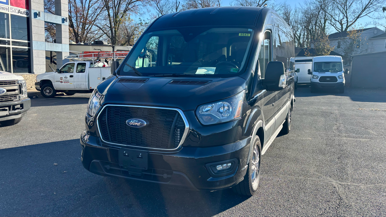 Ford Transit Passenger Wagon  2024