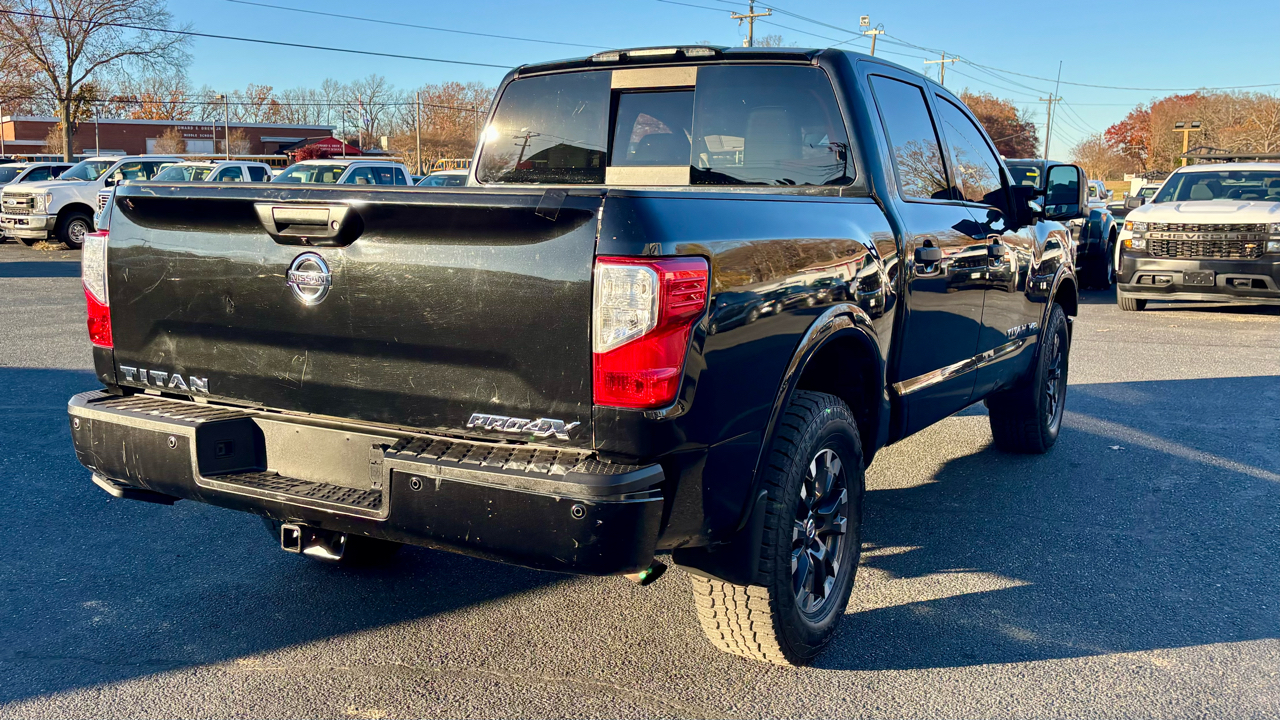 Nissan Titan 4x4 Crew Cab PRO-4X 2018