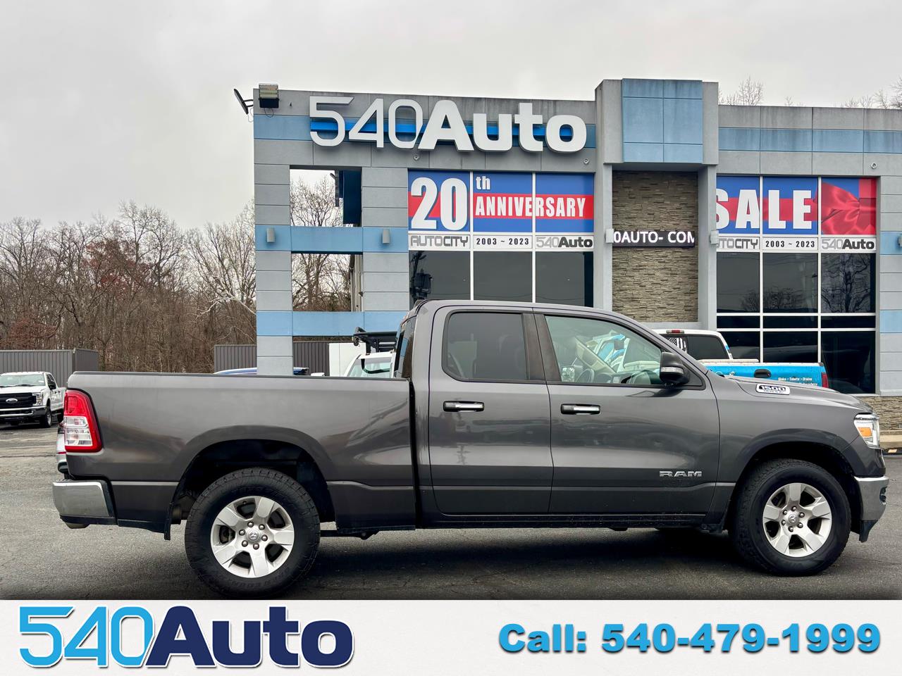 RAM 1500 Big Horn 4x2 Quad Cab 6'4" Box 2020