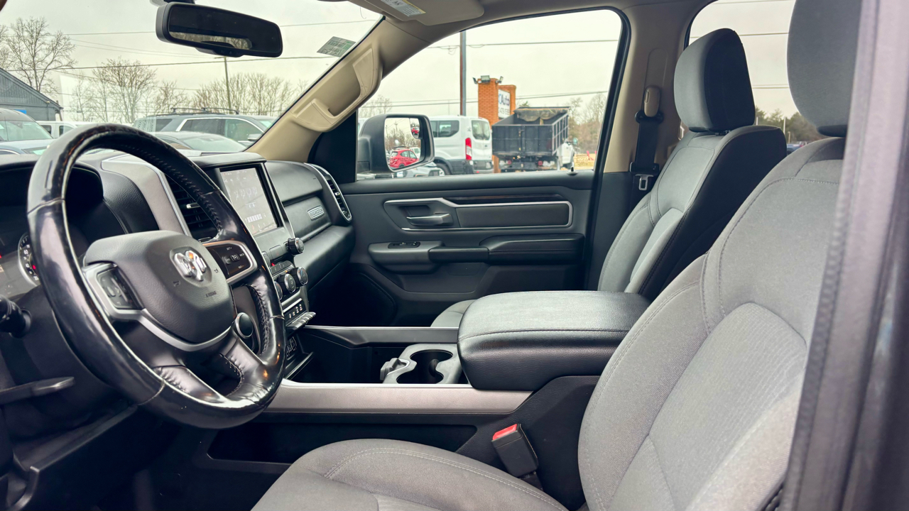 RAM 1500 Big Horn 4x2 Quad Cab 6'4" Box 2020