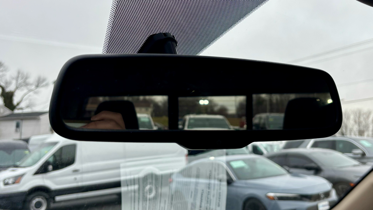 RAM 1500 Big Horn 4x2 Quad Cab 6'4" Box 2020