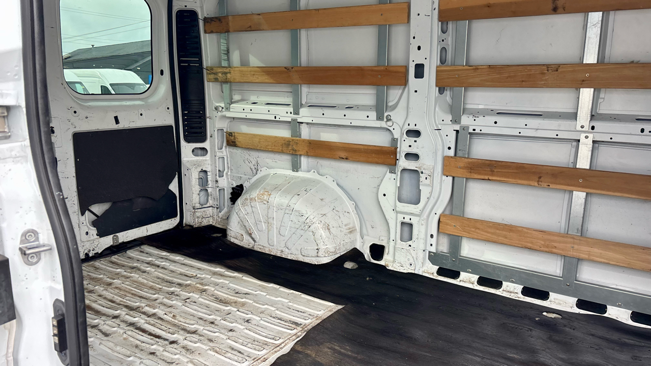 RAM ProMaster Cargo Van 1500 Low Roof 136" WB 2017